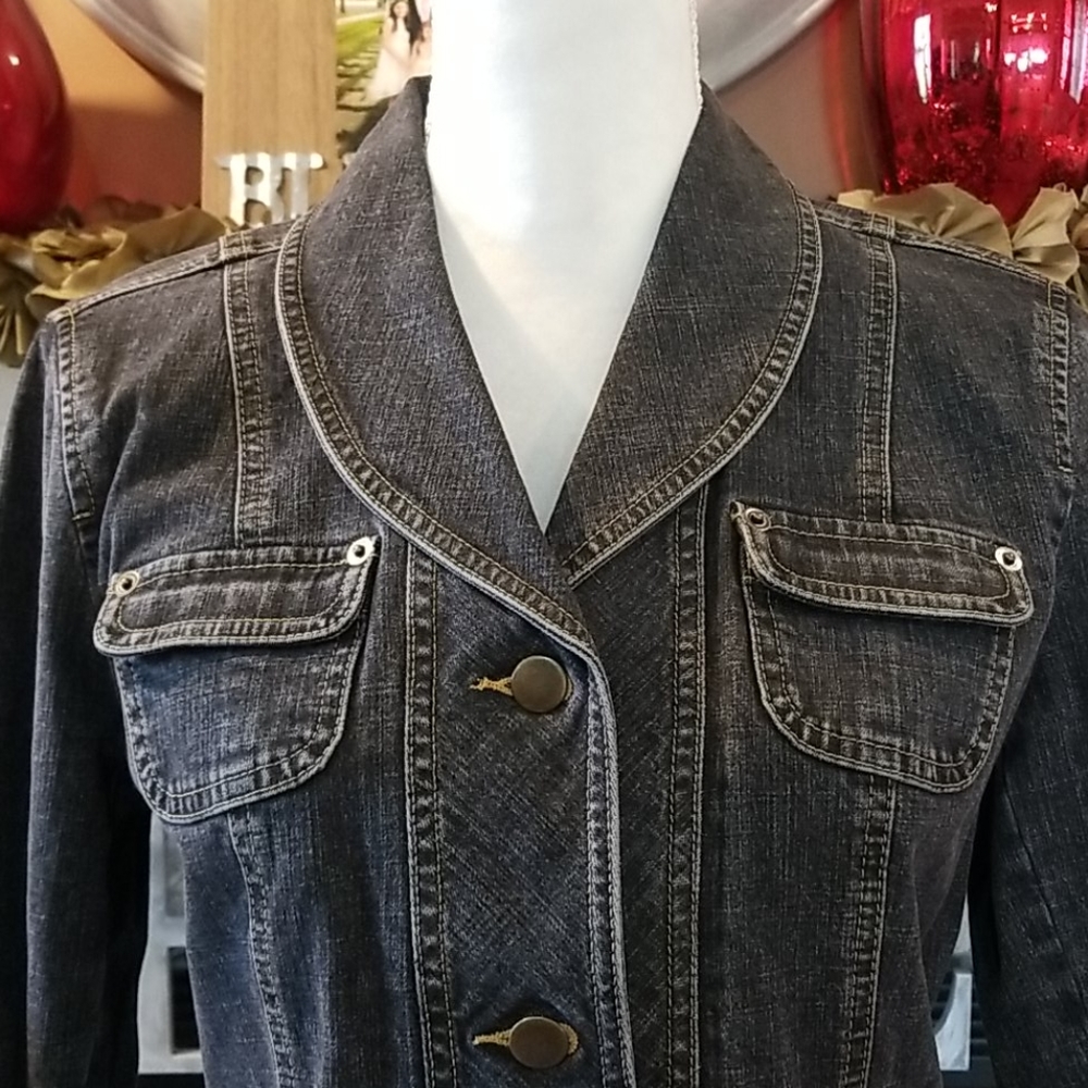 Loft Denim Jacket, Size 4 - Picture 5 of 9